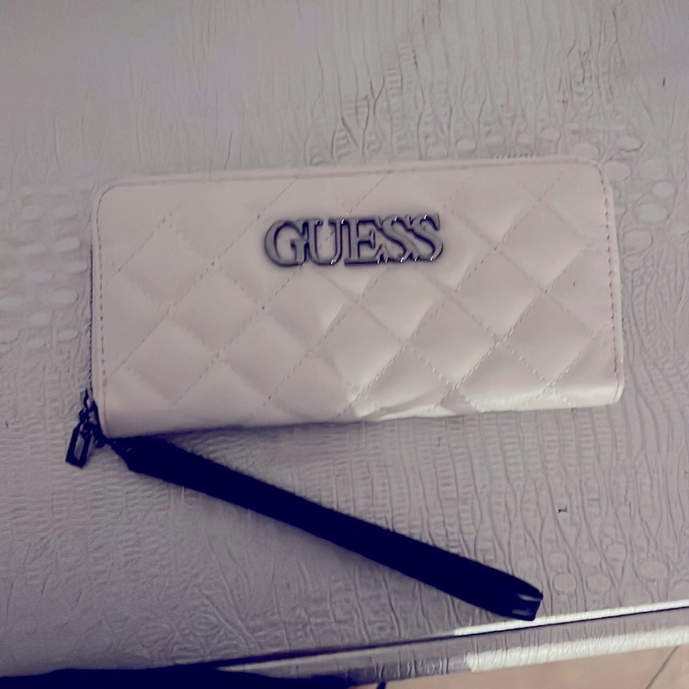 Guess wristlet